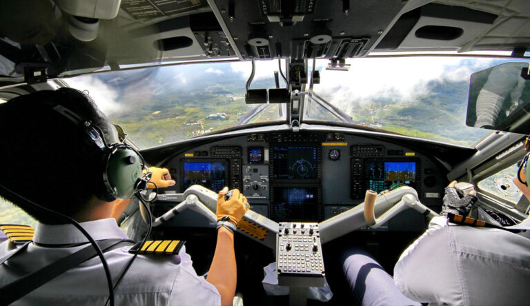 Volantis Professional Flight School - CPL Flight Course